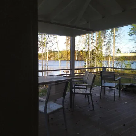 Lomalle Aamiaismajoitus *